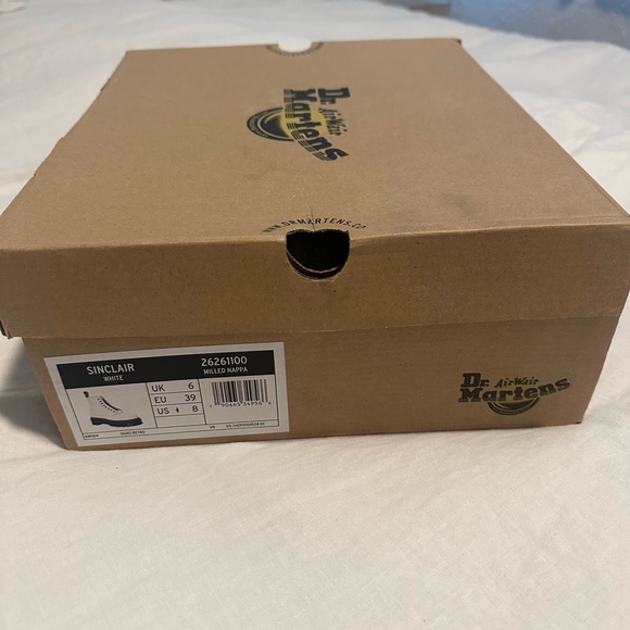 Dr. Martens - Sinclair WHITE - Picture 9 of 9